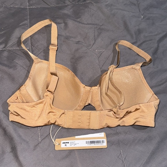 SKIMS WEIGHTLESS DEMI BRA - Picture 4 of 4